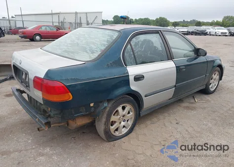 1998 Honda Civic Lx z USA, uszkodzony, nr VIN 1HGEJ6575WL012021